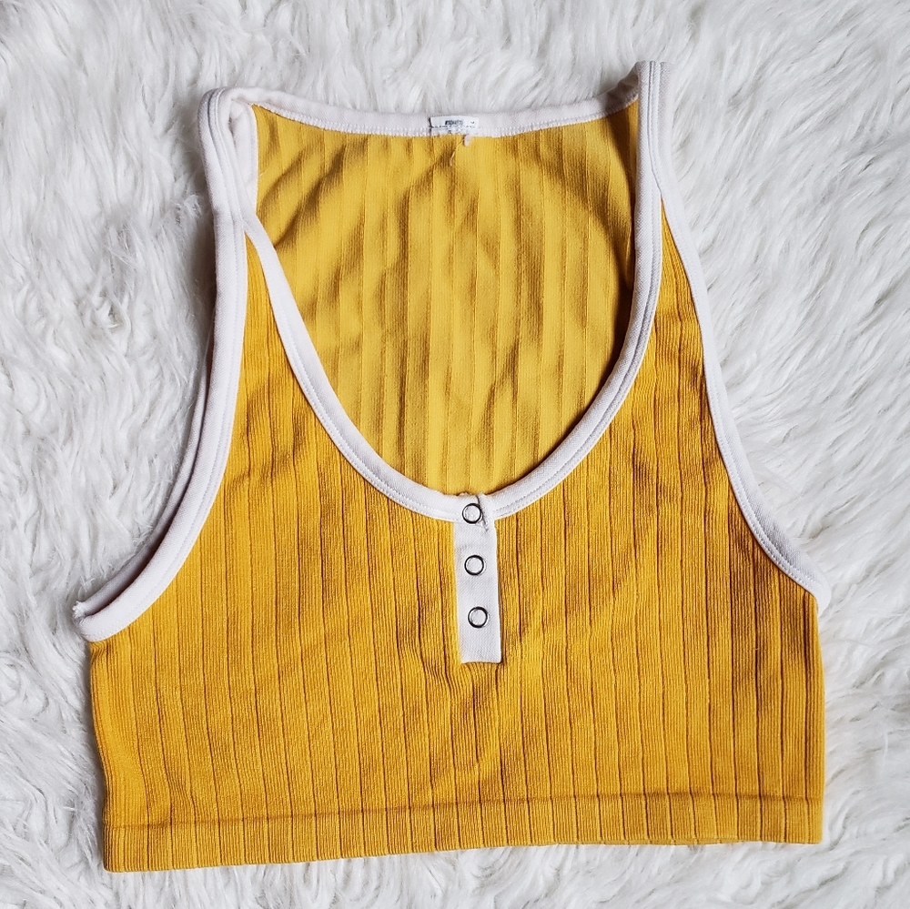 SALE Forever 21 yellow crop top sports bra sz M